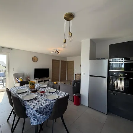 Goeland Confortable Avec Belle Terrasse Vue Degagee 3 Parking Privatif A 900 M De La Et Tous Commerces Pres De Bayeux Sur Plages Du Debarquement אסנלס