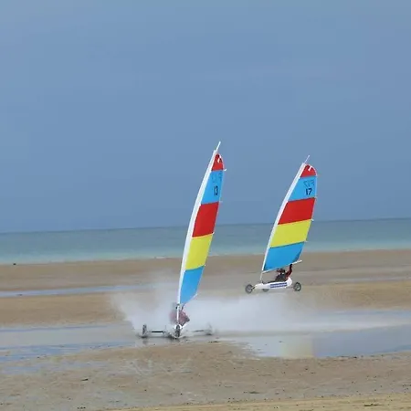 Goeland Confortable Avec Belle Terrasse Vue Degagee 3 Parking Privatif A 900 M De La Et Tous Commerces Pres De Bayeux Sur Plages Du Debarquement *